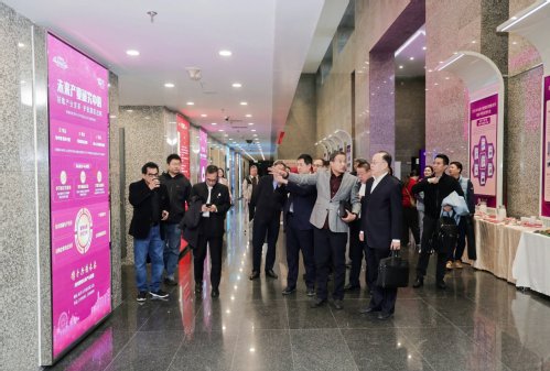 可按栏目扩展阅读相关条目